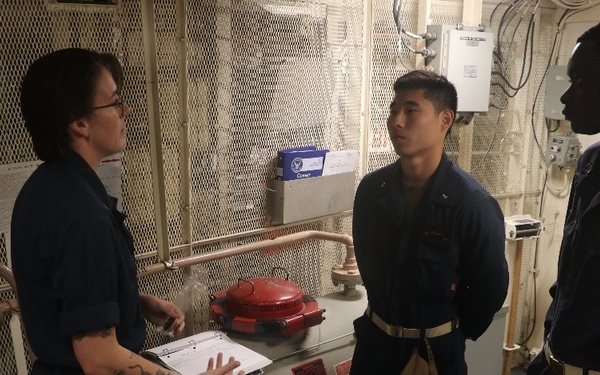 USS GONZALEZ (DDG 66) Conducts Surface Warfare Advanced Tactical Training (SWATT)
