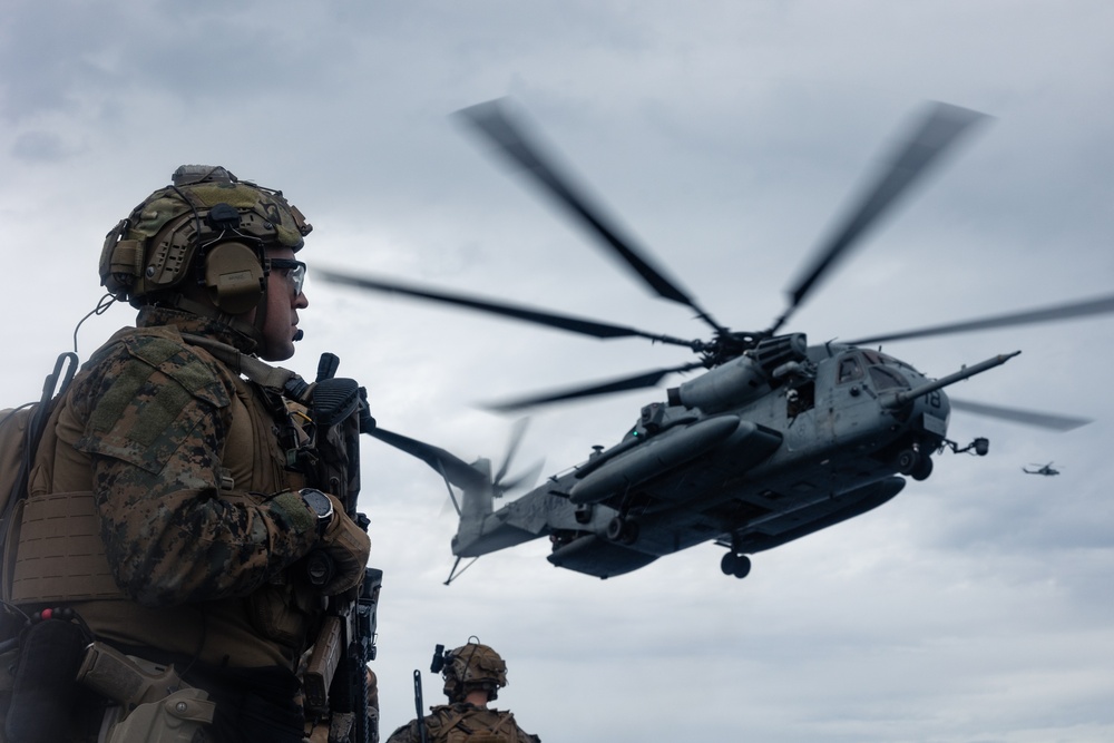 31st MEU | Visit, Board, Search, and Seizure exercise