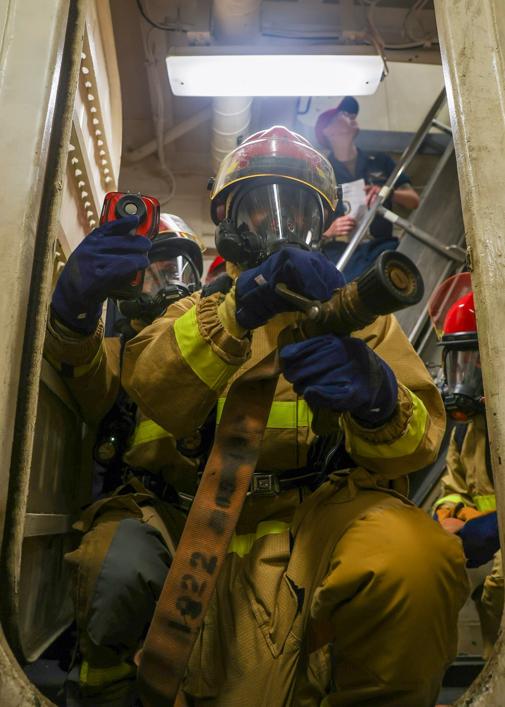 Iwo Jima Sailors Conduct Damage Control Drill