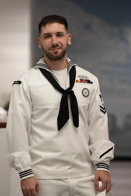 Fort Lauderdale Sailor’s Path to Navy Nuclear Specialist