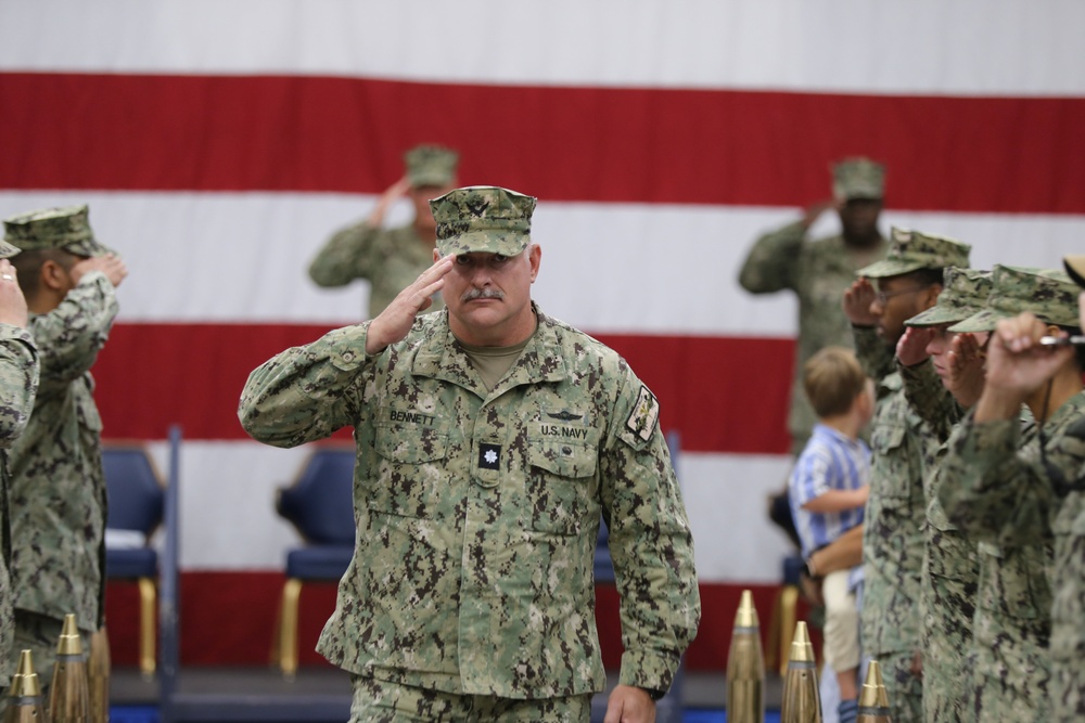 Cmdr. Dave Bennett Departs after NMRTU Fallon Change-of-Charge Ceremony