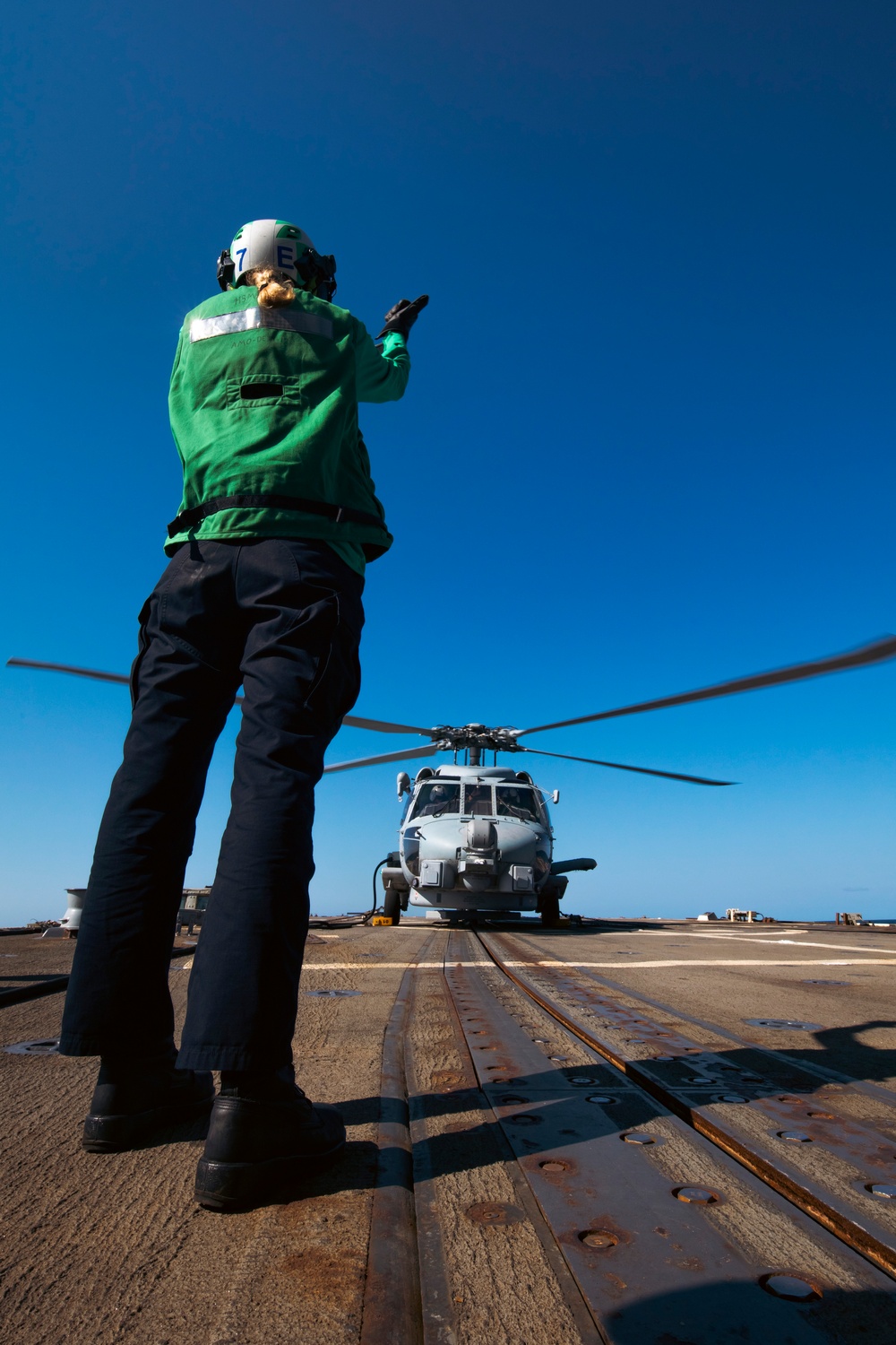 USS Winston S. Churchill (DDG 81) Conducts Flight Operations
