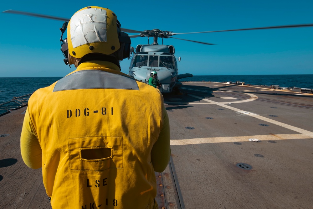 USS Winston S. Churchill (DDG 81) Conducts Flight Operations