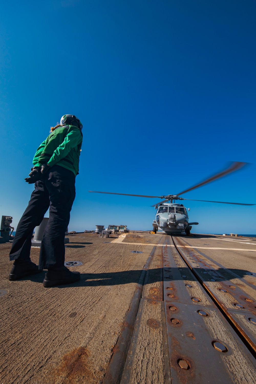 USS Winston S. Churchill (DDG 81) Conducts Flight Operations