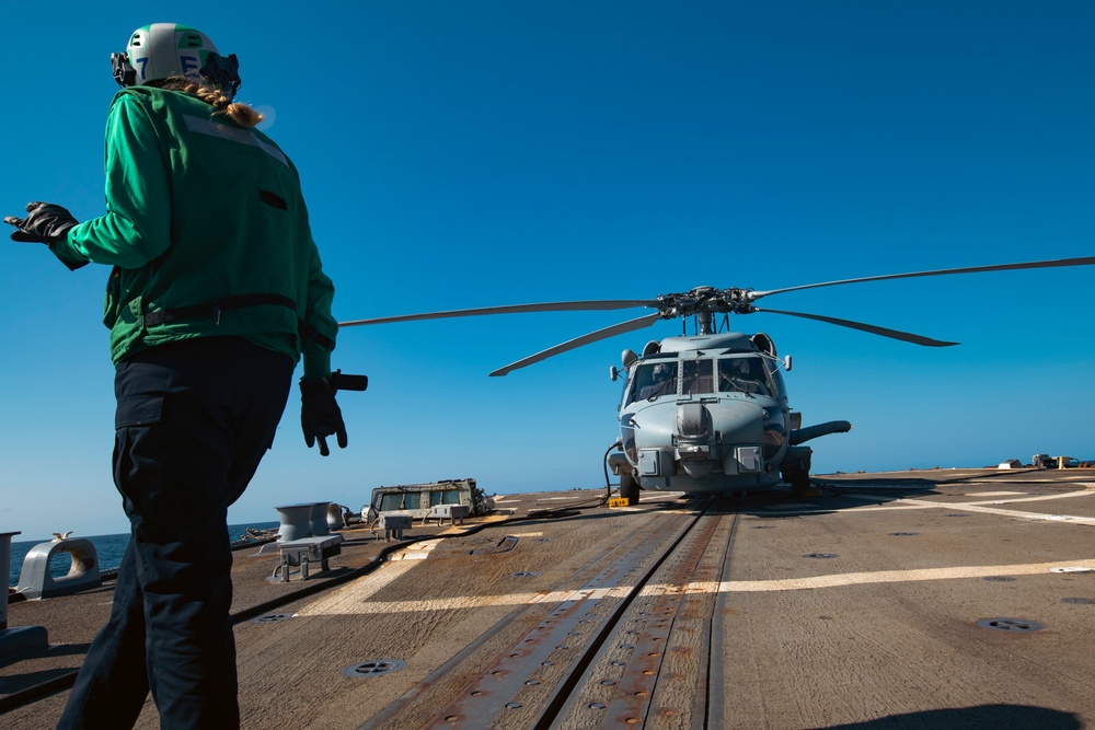 USS Winston S. Churchill (DDG 81) Conducts Flight Operations