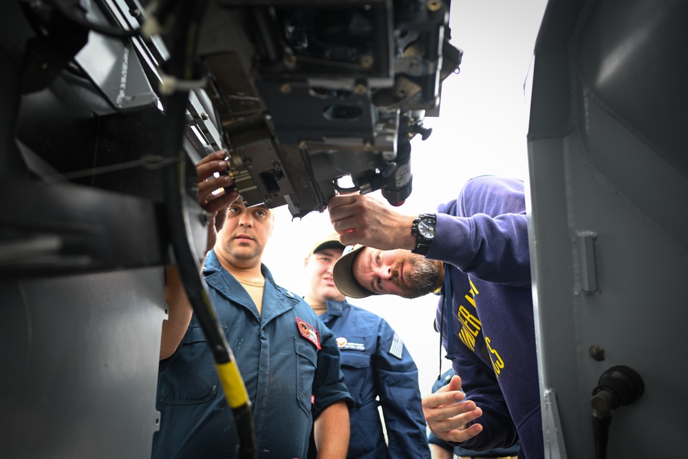 USS Pearl Harbor (LSD 52) Visits Naval Surface Warfare Center, Port Hueneme Division for Ship Groom, Tours