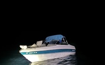 Coast Guard interdicts seven aliens 7.5 miles west of Sunset Cliffs, Calif.