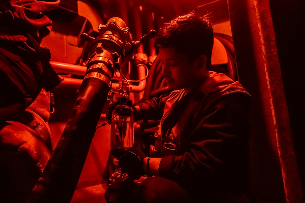 USS Winston S. Churchill (DDG 81) Fuel Sample Collection