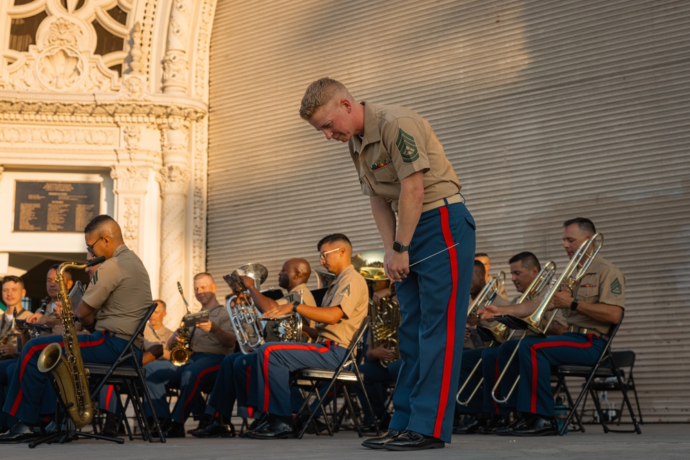 Marine Band San Diego: Twilight in the Park