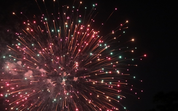 Independence Day celebration draws 16,000 visitors to Camp Zama to share in festivities