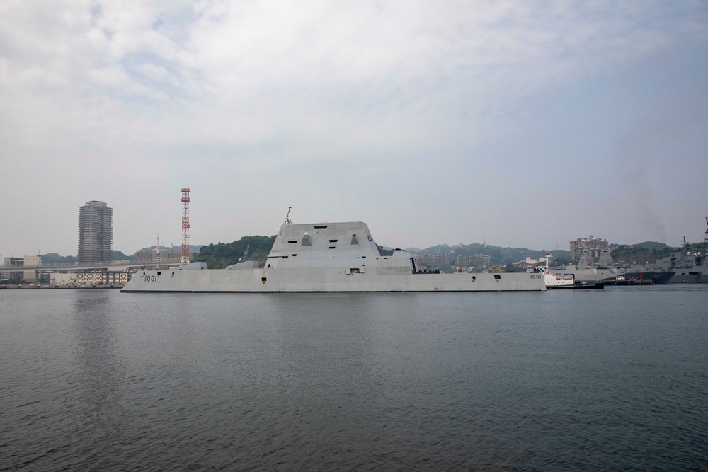 USS Michael Monsoor arrives in Yokosuka, Japan