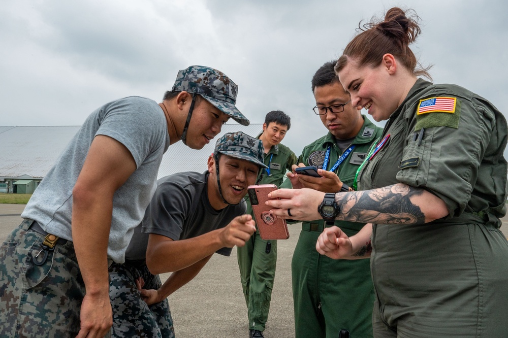 459 AS visits JASDF sister squadron for bilateral exchange, UH-1N crew bids farewell