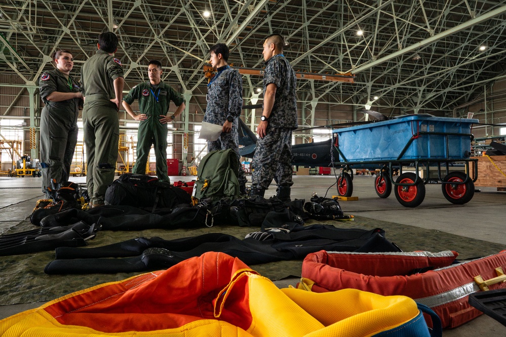 459 AS visits JASDF sister squadron for bilateral exchange, UH-1N crew bids farewell