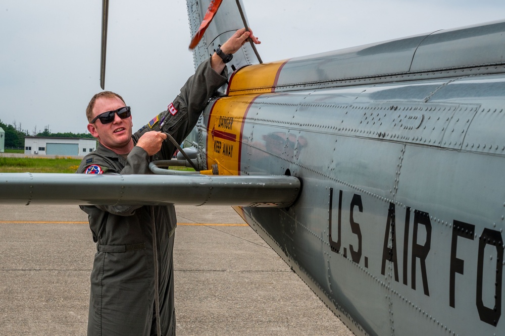 459 AS visits JASDF sister squadron for bilateral exchange, UH-1N crew bids farewell