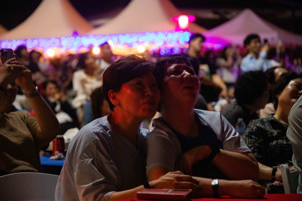 USAG Yongsan hosts Fireworks Festival 2025