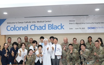65th Medical Brigade Command team and 549th Hospital Center Command team visit to the Daegu Catholic University Medical Center.