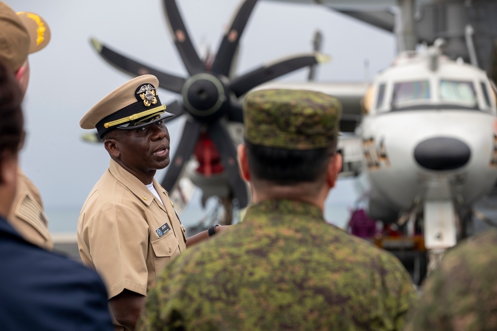 USS George Washington Hosts Members of Armed Forces of Philippines Chaplain Service