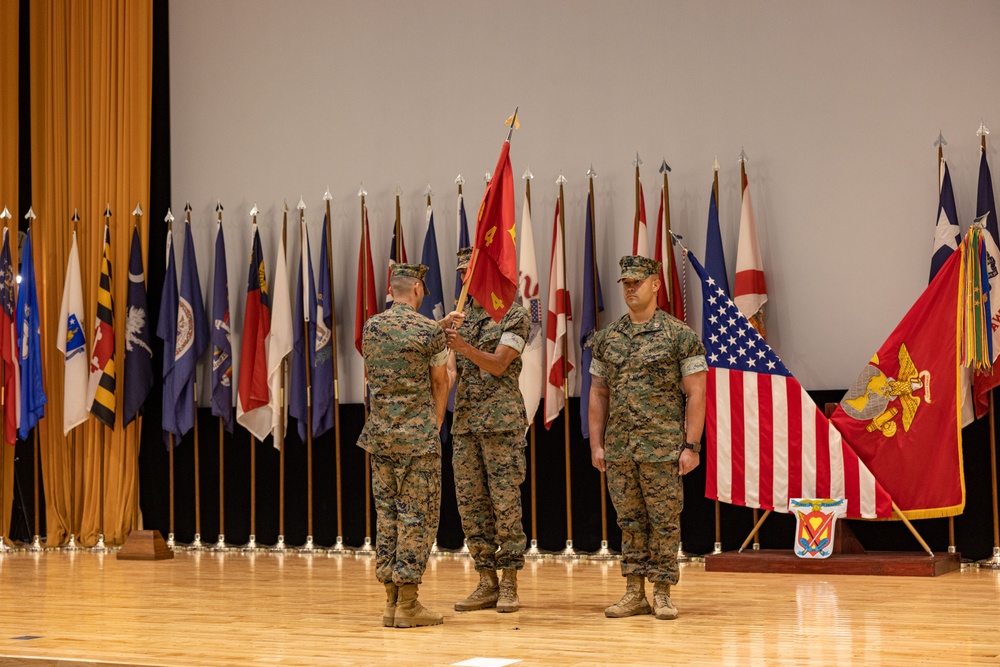 Headquarters Company, 4th Marine Regiment Change of Command Ceremony