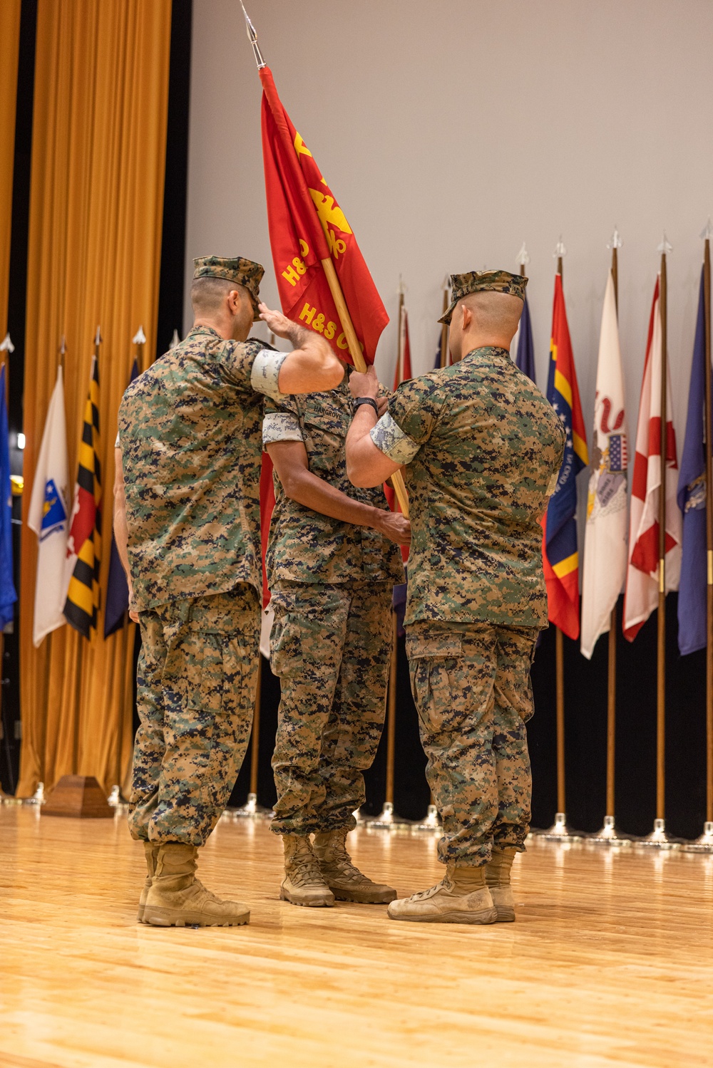 Headquarters Company, 4th Marine Regiment Change of Command Ceremony