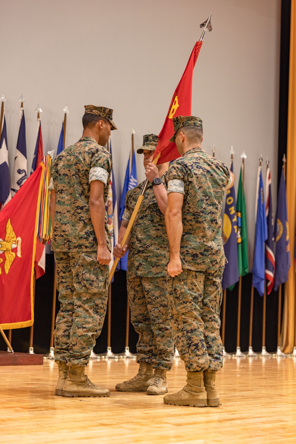 Headquarters Company, 4th Marine Regiment Change of Command Ceremony