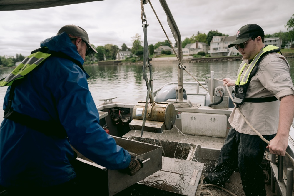 Sediment Sampling Conducted at Pultneyville Harbor