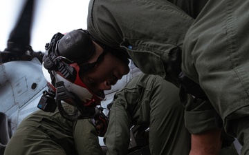 31st MEU | Conducts live ordnance load