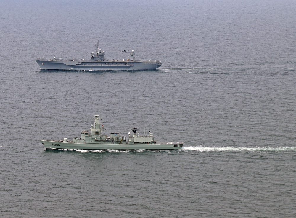 USS Mount Whitney and NRP Bartolomeu Dias Steam Together in the Baltic Sea