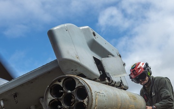 31st MEU | Conducts live ordnance load
