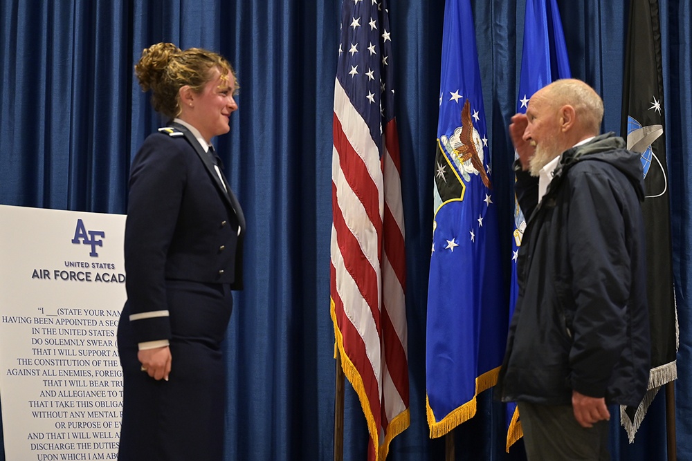 Service Before Self: 2nd Lt. Billie Botes’ combats veteran homelessness