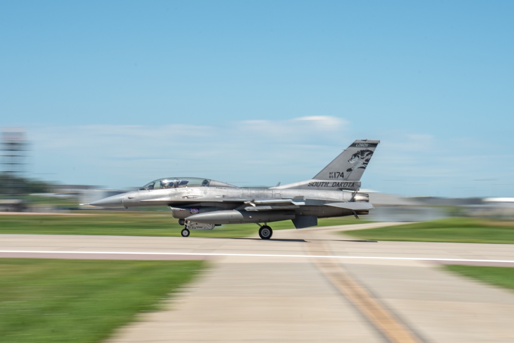 114th Fighter Wing conducts elephant walk