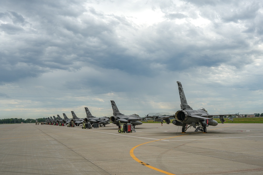114th Fighter Wing conducts elephant walk