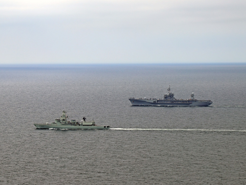 USS Mount Whitney and NRP Bartolomeu Dias Steam Together in the Baltic Sea