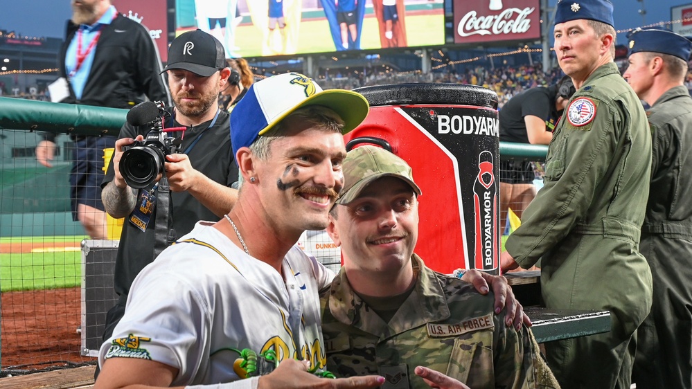 Savannah Bananas recognize 113th Wing members