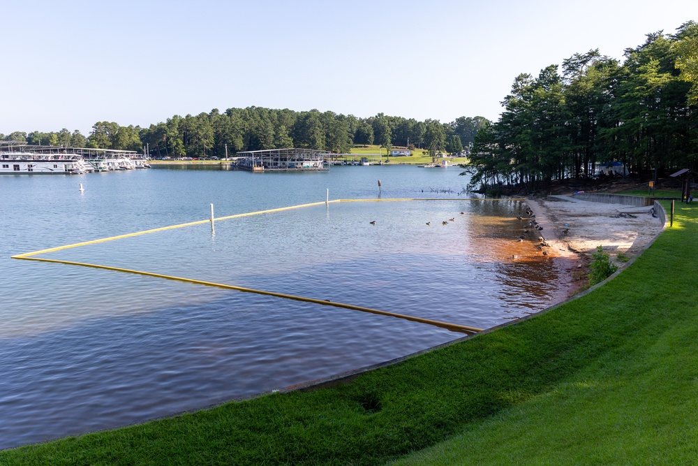 Lake Lanier 4th of July Weekend - Burton Mill swim area