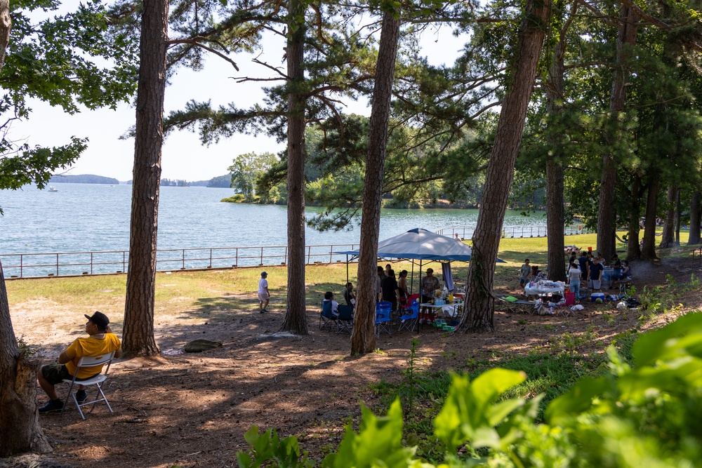 Lake Lanier 4th of July Weekend - Family gathering at West Bank