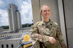 Walter Reed's Chief Nurse Receives Outstanding Army Nurse of the Year Award