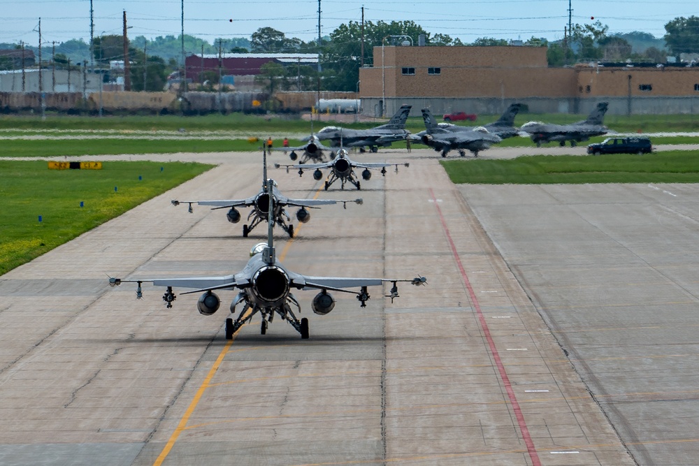 114th Fighter Wing conducts elephant walk
