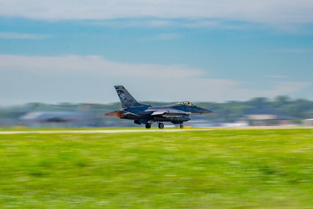 114th Fighter Wing conducts elephant walk