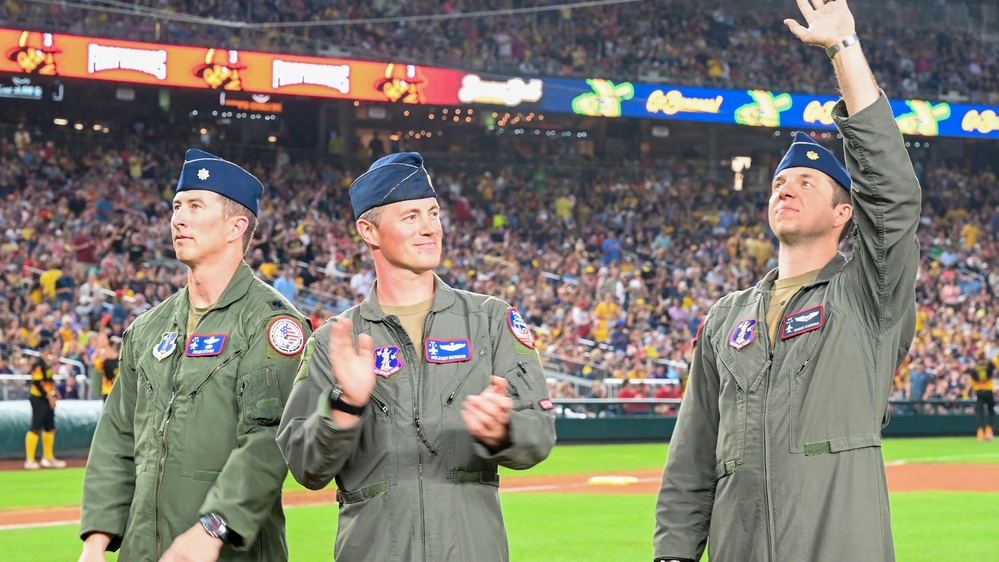 Savannah Bananas recognize 113th Wing members