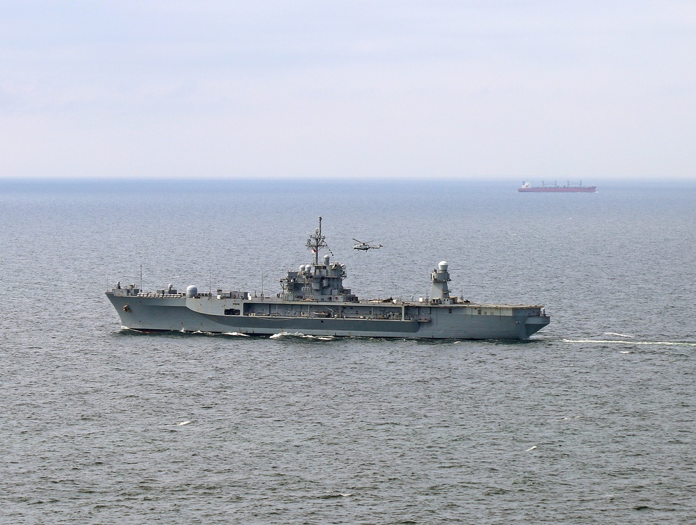 USS Mount Whitney and NRP Bartolomeu Dias Steam Together in the Baltic Sea