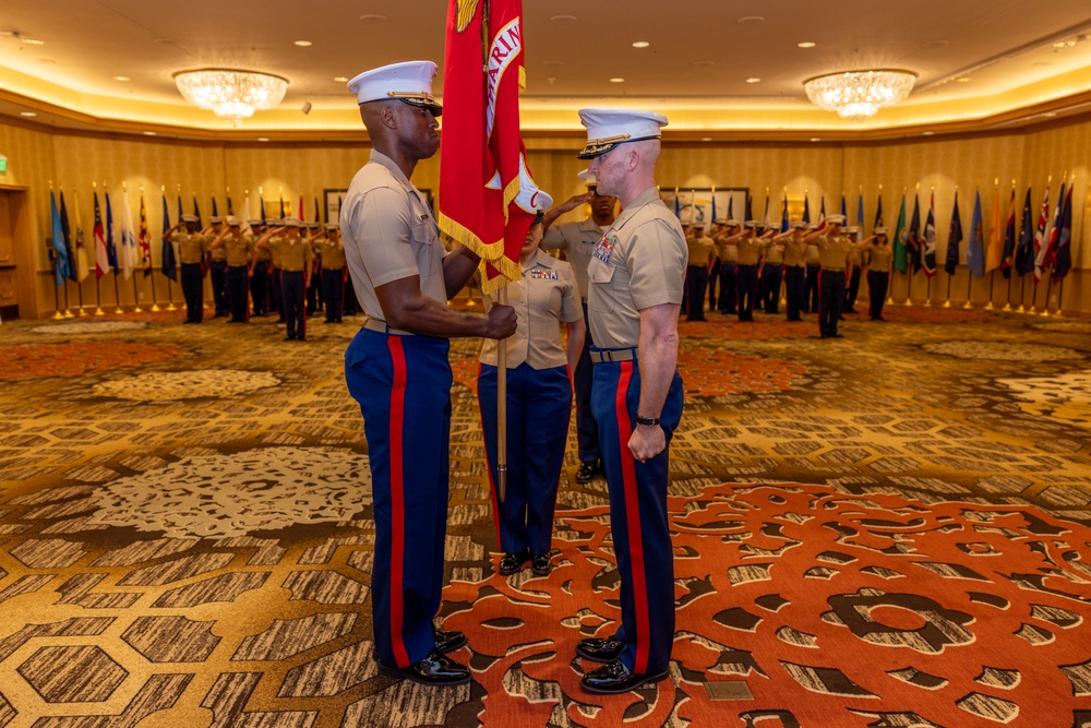 Recruiting Station Chicago Change of Command