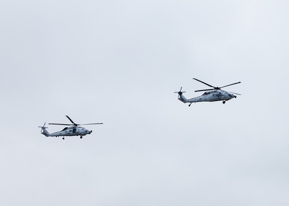 Air Test and Evaluation Squadron (VX) 1 hosts change of command