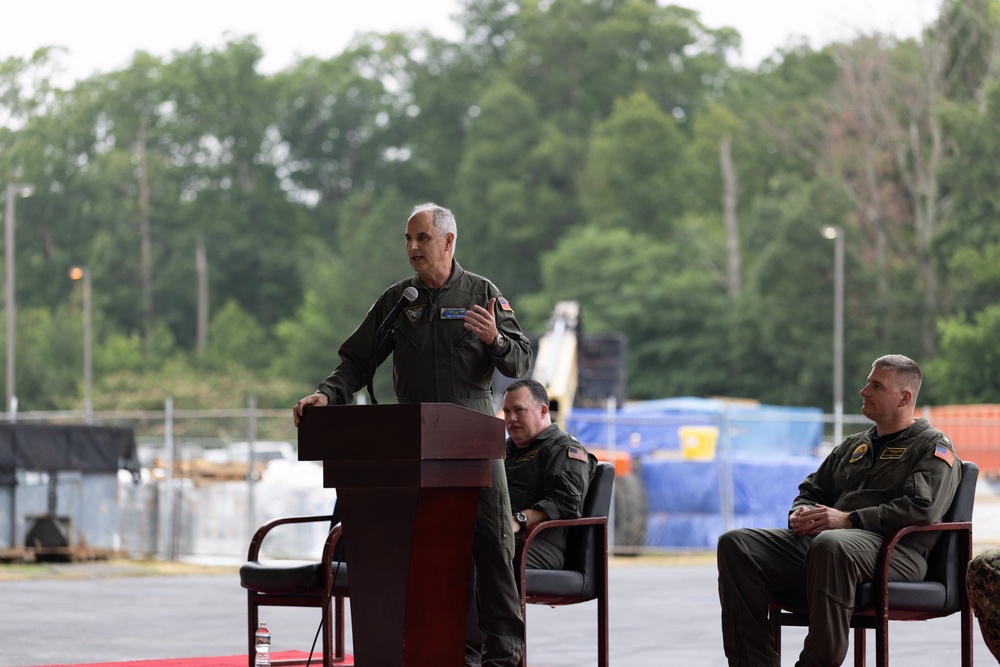 Air Test and Evaluation Squadron (VX) 1 hosts change of command