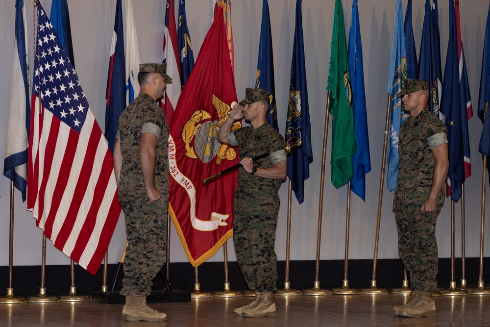 VMM-262 holds relief and appointment ceremony
