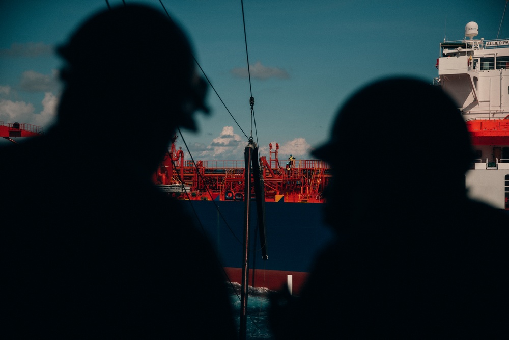 George Washington Conducts Fueling-at-Sea