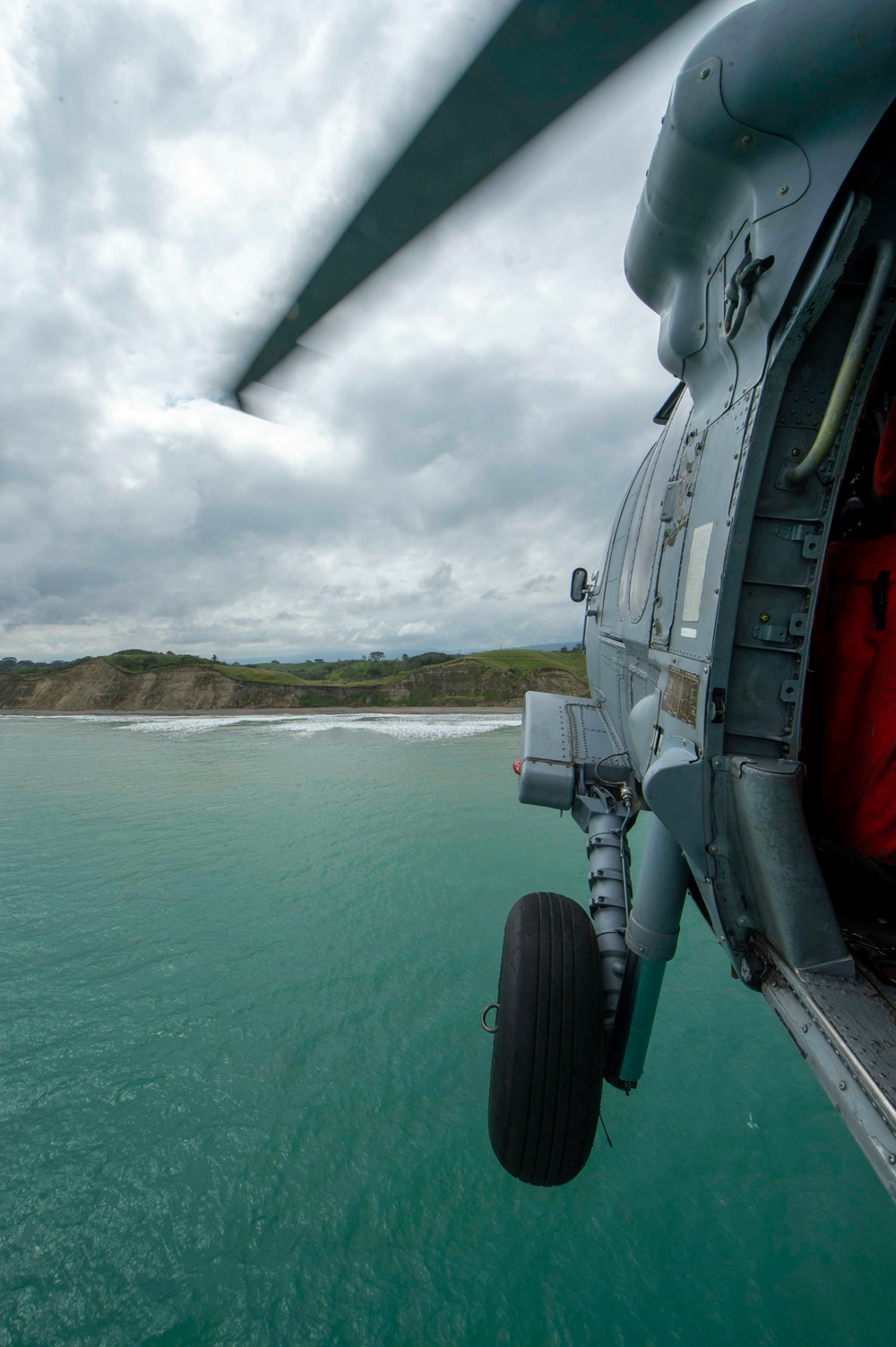 HSC 28 Conducts Aircrew Qualifications During CP25