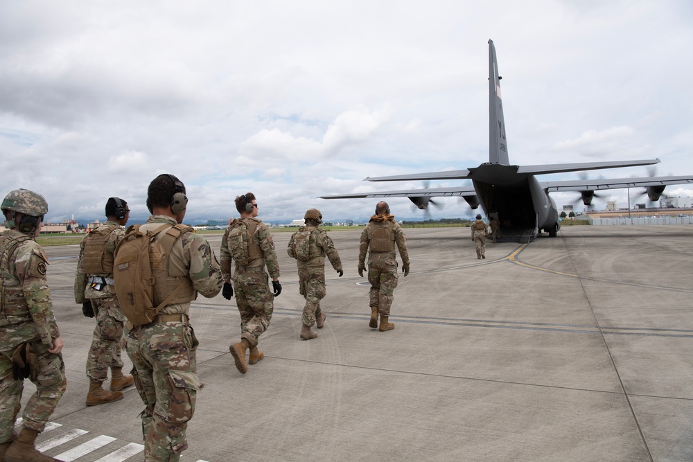374 AW, 36 CRG collaborate to advance Log QRF