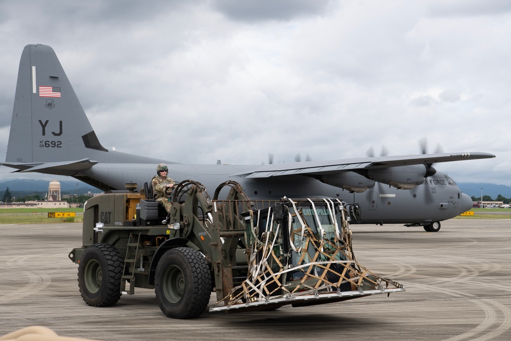 374 AW, 36 CRG collaborate to advance Log QRF