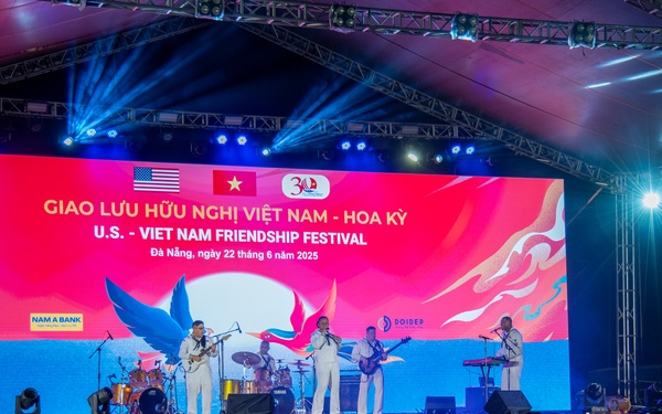 U.S. 7th Fleet Band performs at the U.S.-Vietnam Friendship Festival