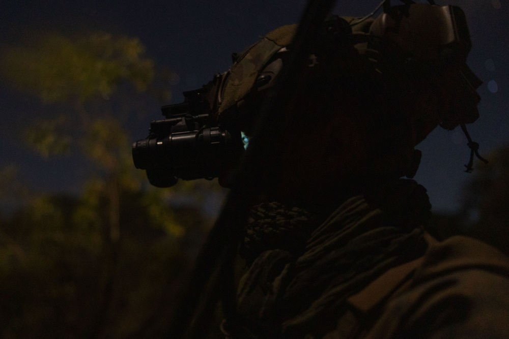 31st MEU | LAR conducts a force on force